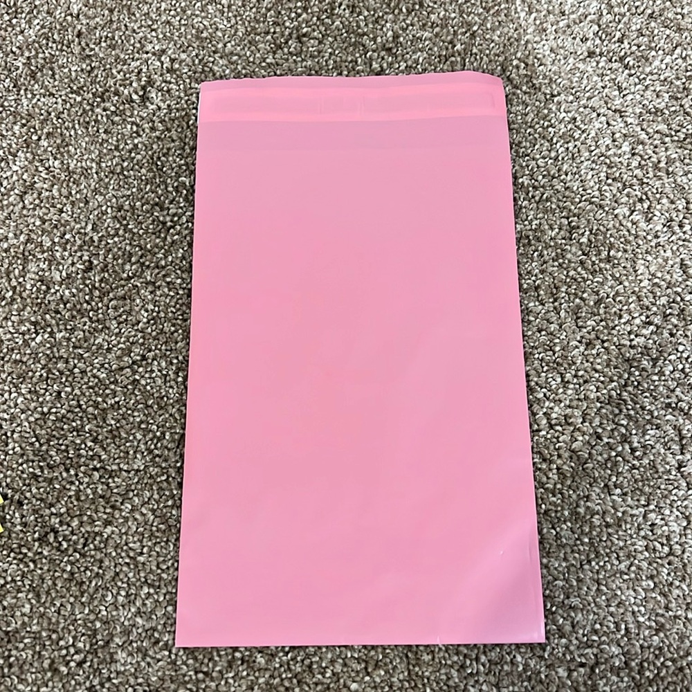 Set of 15 Summer Lemon 10x13 and Pink 6x9 Polymailer - Picture 2 of 6